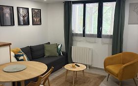 Ariège, appartement avec jardin en bord de rivière